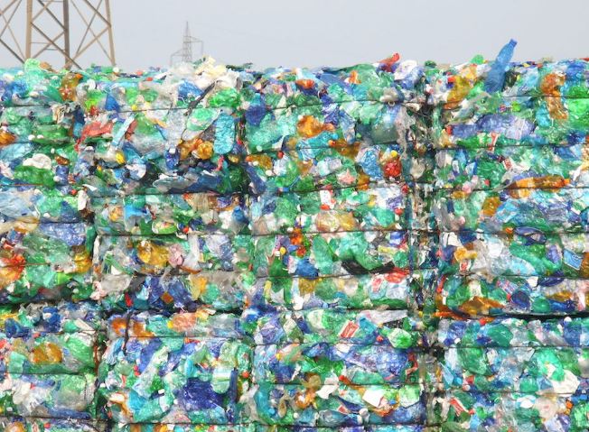 plastica 9 miliardi di tonnellate